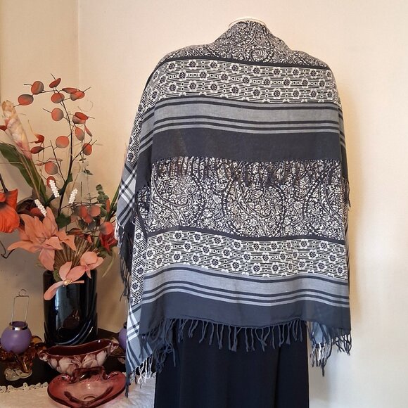 VTG NEW sandwich 100% Cotton Large Square Classic Luxury Olive Green White Scarf - Picture 7 of 9